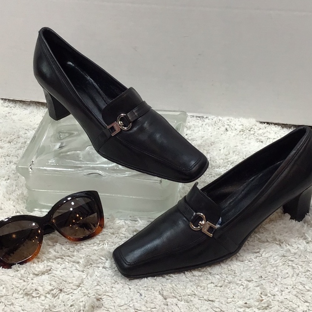 Coach leather heels black 8B